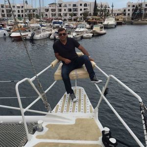 Meet your Posher, Wisam